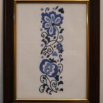 Uramljena slika -  ručni vez u plavom